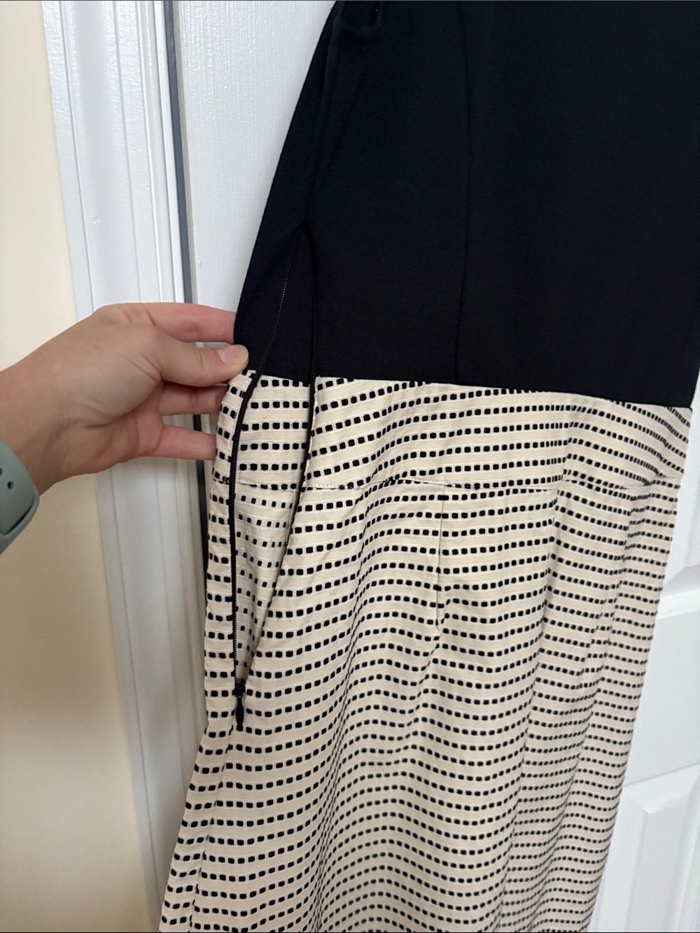 The Limited dress - Picture 3 of 10
